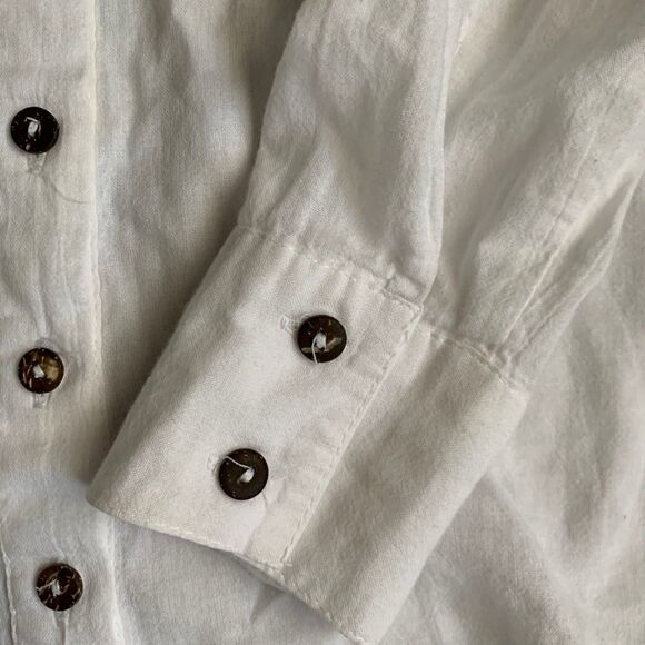 Like new Blanc Du Nil button down shirt - Picture 3 of 5